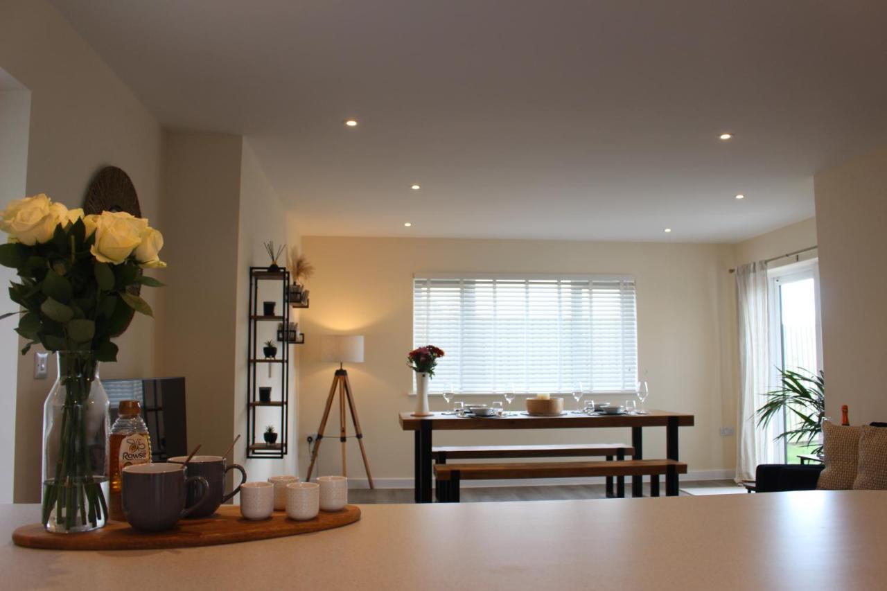 No 1 The Paddock - Spacious Holiday Home With A Hot Tub Буде Экстерьер фото